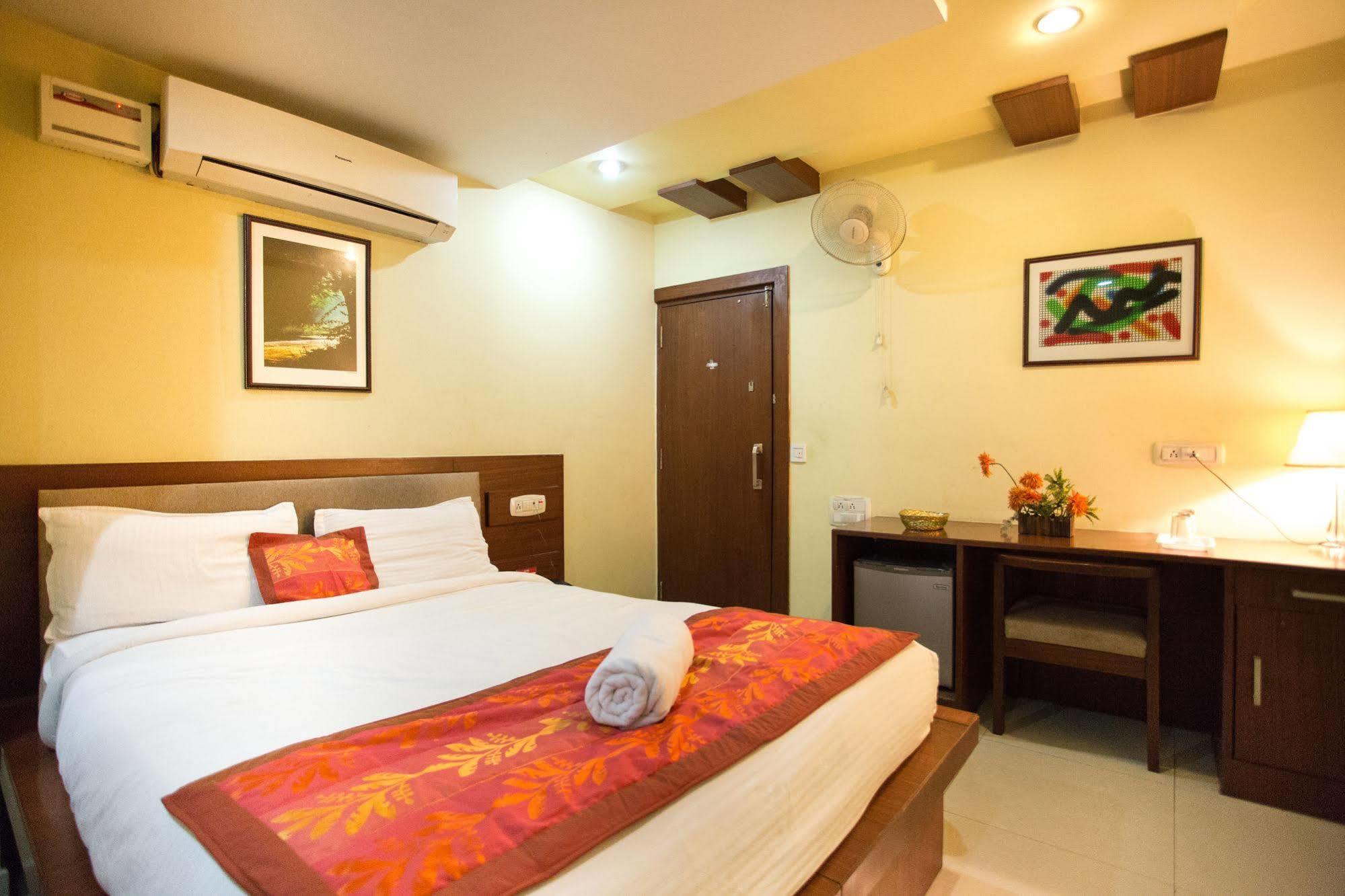 Namo Suites Хайдарабад Экстерьер фото