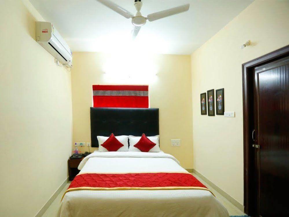 Namo Suites Хайдарабад Экстерьер фото
